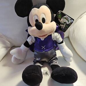 NEW WITH TAGS Disney Parks Mickey Mouse Vampire Halloween Plush -  Purple, Gray